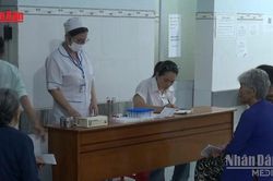 [Video] Từ năm 2026, người cao tuổi được khám sức khỏe định kỳ miễn phí ít nhất mỗi năm 1 lần