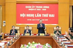[Ảnh] Tổng B&iacute; thư, Chủ tịch nước T&ocirc; L&acirc;m chủ tr&igrave; Hội nghị Qu&acirc;n ủy Trung ương lần thứ hai, nhiệm kỳ 2025-2030