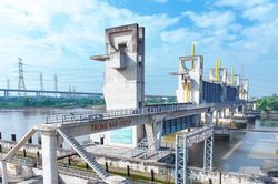 Kết luận của Phó Thủ tướng Thường trực Chính phủ Phạm Gia Túc về tiến độ dự án ngăn triều của Thành phố Hồ Chí Minh