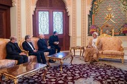 Iran và Oman ra tuyên bố quan trọng về eo biển Hormuz