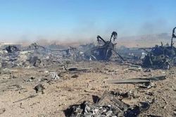 Phi công chiến đấu cơ Mỹ kinh ngạc về dàn UAV 'sứa biển' quái dị trên bầu trời Iran