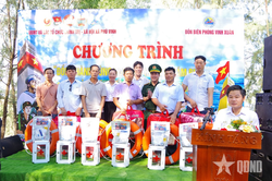 Đồng hành cùng ngư dân ra khơi bám biển bảo vệ chủ quyền biển, đảo Tổ quốc