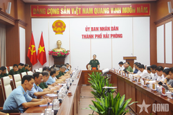 Thượng tướng Phạm Trường Sơn kiểm tra kết quả thực hiện nhiệm vụ công tác Phòng không nhân dân tại TP Hải Phòng