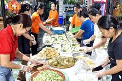 Cuộc sắp xếp để ch&iacute;nh quyền 's&acirc;u rễ, bền gốc' - B&agrave;i 1: Giữ mạch nối với người d&acirc;n