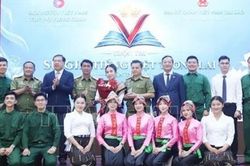 Sôi nổi Cuộc thi Sứ giả tiếng Việt tương lai lần thứ hai tại Lào