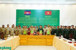 Đánh giá kết quả hợp tác bảo vệ an ninh trật tự, biên giới với Công an 3 tỉnh biên giới của Campuchia