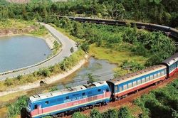 Từ 26/6, c&oacute; t&agrave;u ri&ecirc;ng đưa hơn 1.200 y, b&aacute;c sĩ đến Bệnh viện Bạch Mai cơ sở Ninh B&igrave;nh