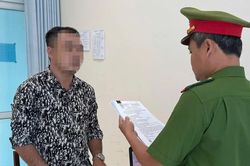 Khởi tố t&agrave;i xế xe kh&aacute;ch t&ocirc;ng xe m&aacute;y l&agrave;m 2 người tử vong