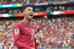 Ronaldo n&oacute;i g&igrave; khi lập kỷ lục ghi b&agrave;n 6 kỳ World Cup?
