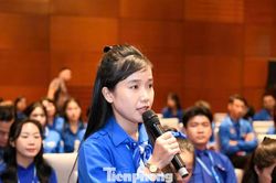 Dạy thanh ni&ecirc;n nhận diện lừa đảo c&ocirc;ng nghệ cao, d&ugrave;ng AI tự động h&oacute;a c&ocirc;ng việc