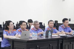 Cấp dưới khai được Tổng giám đốc Cty Nam Triệu hỏi mượn tài khoản để nhận tiền tham ô
