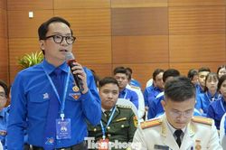 Hướng về cơ sở để đổi mới nội dung, phương thức hoạt động của Đo&agrave;n