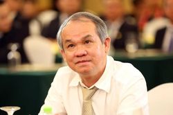 Bầu Đức tiếp tục đăng ký mua thêm 4 triệu cổ phiếu HAG