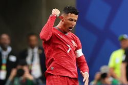 Ronaldo lập kỷ lục mà Messi cũng chưa thể chạm tới tại World Cup