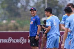 Danh sách tuyển Việt Nam: Trẻ hơn để bay xa