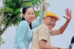 NSND Việt Anh đưa vợ trẻ kém 36 tuổi dạo phố, diva Thanh Lam lãng mạn ở trời Tây