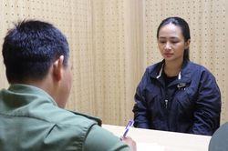 Khởi tố nhiều kẻ tiếp tay cho c&aacute;c 'c&ocirc;ng xưởng' lừa đảo ở TPHCM
