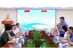VKSND tỉnh Hà Nam, Trung Quốc thăm và làm việc với VKSND Thành phố Hà Nội