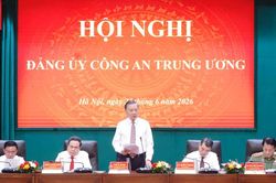 Tổng B&iacute; thư, Chủ tịch nước T&ocirc; L&acirc;m dự Hội nghị Đảng ủy C&ocirc;ng an Trung ương