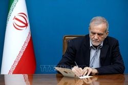 Tổng thống Pezeshkian nêu kịch bản tương lai của Iran nếu không có tên lửa