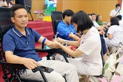 Lan tỏa nghĩa cử cao đẹp hiến máu cứu người