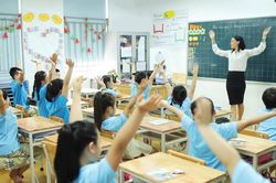 Để giáo viên được dành thời gian cho dạy học…