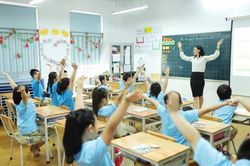 Để giáo viên được dành thời gian cho dạy học…