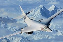 'Thiên nga trắng' Tu-160 của Nga có phải oanh tạc cơ mạnh nhất thế giới?