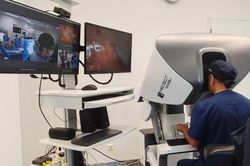 Trung Quốc tạo nên bước đột phá khi robot phẫu thuật được EU chấp thuận