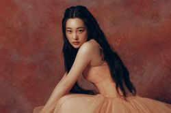Kim Min Ha gây chú ý với vóc dáng gầy gò khiến người hâm mộ lo lắng