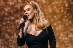 'Dậy sóng' tin đồn album mới của Adele