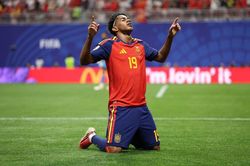 Lamine Yamal v&agrave; cuộc đua Cầu thủ trẻ xuất sắc nhất World Cup 2026
