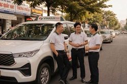 Cổ đ&ocirc;ng lớn chật vật tho&aacute;i sạch vốn tại Vinasun