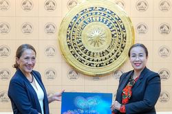 Đà Nẵng đề nghị Tổ chức Habitat for Humanity International tiếp tục hỗ trợ nhà ở thích ứng biến đổi khí hậu