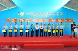B&iacute; thư Tỉnh ủy Trần Phong dự Lễ hội Yến s&agrave;o Kh&aacute;nh H&ograve;a năm 2026