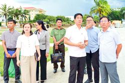 Phó Chủ tịch Thường trực UBND tỉnh Nguyễn Long Biên kiểm tra công tác chuẩn bị Ngày hội Văn hóa dân tộc Chăm lần thứ VI