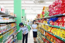 L&agrave;o Cai tăng cường kiểm tra, kiểm so&aacute;t thị trường, bảo vệ quyền lợi người ti&ecirc;u d&ugrave;ng