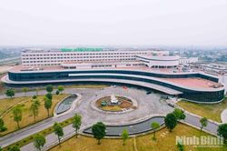 Lịch kh&aacute;m bệnh, cấp ph&aacute;t thuốc miễn ph&iacute; cho hơn 5.000 người d&acirc;n tại Bệnh viện Bạch Mai cơ sở Ninh B&igrave;nh