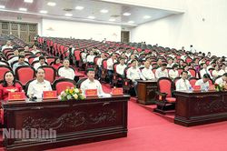 Kỳ họp thường lệ giữa năm 2026, HĐND tỉnh kh&oacute;a XVI: Nghe c&aacute;c b&aacute;o c&aacute;o, tờ tr&igrave;nh v&agrave; tiến h&agrave;nh thảo luận tại tổ