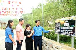 Tuổi trẻ thắp lửa biên cương