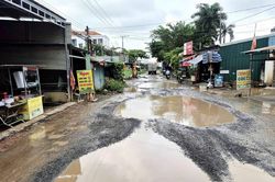 Kiểm tra hàng loạt tuyến đường xuống cấp, hầm chui ngập nước nguy cơ mất ATGT ở Long Thành