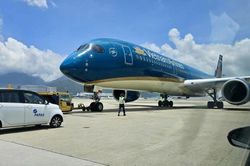 Máy bay Vietnam Airlines chuyển hướng hành trình, cứu hành khách gặp vấn đề sức khỏe