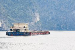 Hơn 10.000 phương tiện thủy phải lắp ngay thiết bị nhận dạng tự động phục vụ giám sát