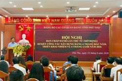 Nâng cao hiệu quả công tác lãnh đạo, chỉ đạo, khẳng định vai trò hạt nhân của Đảng ủy các cơ quan Đảng tỉnh Phú Thọ