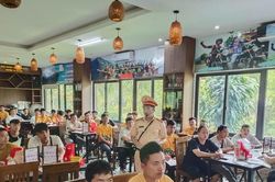 Tuyên Quang: Cảnh sát giao thông đồng hành cùng doanh nghiệp, hộ kinh doanh phát triển bền vững