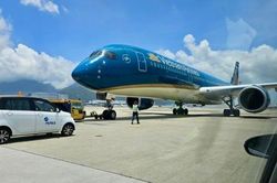 Cứu khách gặp vấn đề sức khỏe, máy bay hạ cánh khẩn cấp tại Hong Kong
