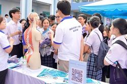 Đại học siết tiêu chí, chấm dứt dạy chay, học chay
