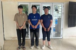 Phát hiện, bắt quả tang đối tượng vận chuyển trái phép gần 1 kg chất ma túy xuyên biên giới