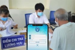 Bộ Nội vụ đề xuất bỏ giới hạn 12 tháng khi ủy quyền nhận lương hưu