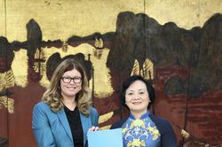 UNICEF: Doanh nghiệp c&ocirc;ng nghệ cần bảo vệ trẻ em từ kh&acirc;u thiết kế nền tảng